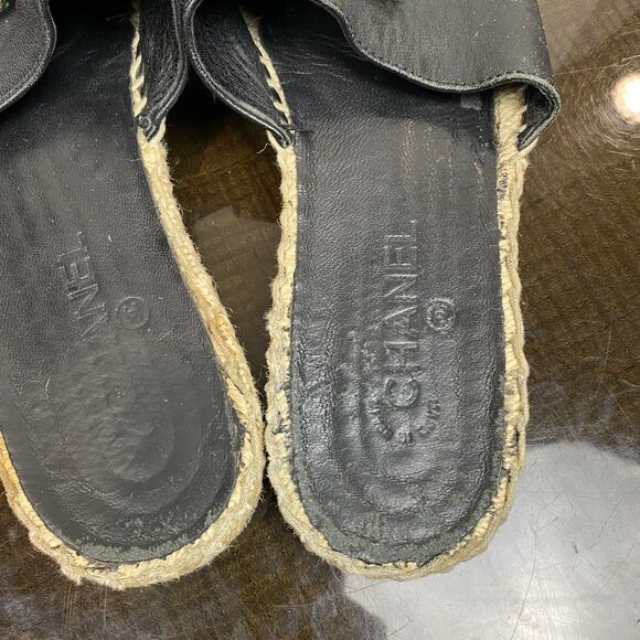 Chanel CC Logo Leather Cap Toe Espadrilles Mules Women's 40 - Picture 10 of 11